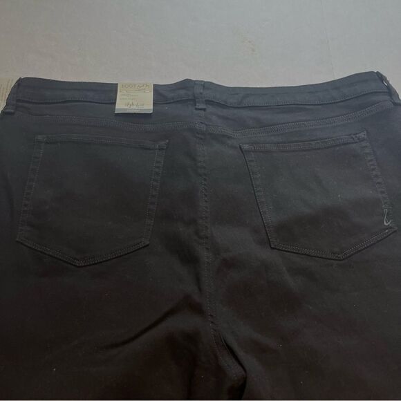 Style & Co Women's Boot Leg Black Pants Cotton Blend Size 22WP Mid-rise - Picture 7 of 12